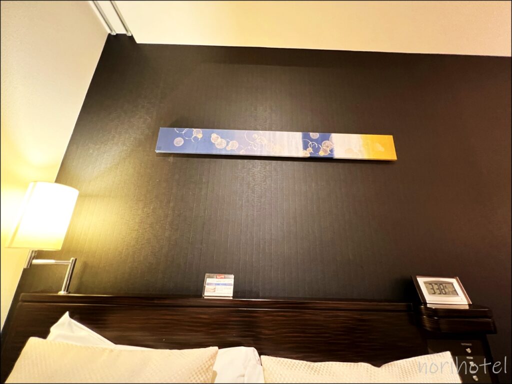 【ホテルゲストワン上野駅前】ベッドはスランバーランド製1,300×1,950mmのワイドシングルベッド【ワイドシングル･レビュー･口コミ･上野】