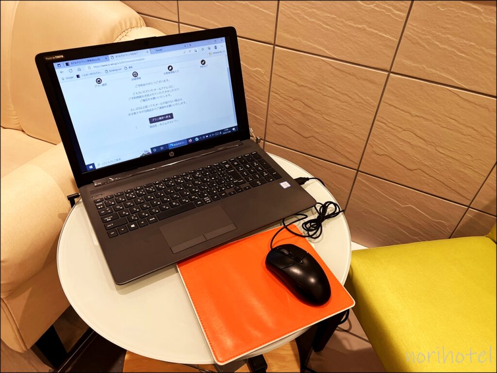 【ホテルゲストワン上野駅前】ロビーにはパソコンがあり自由に使える【ワイドシングル･レビュー･口コミ･上野】