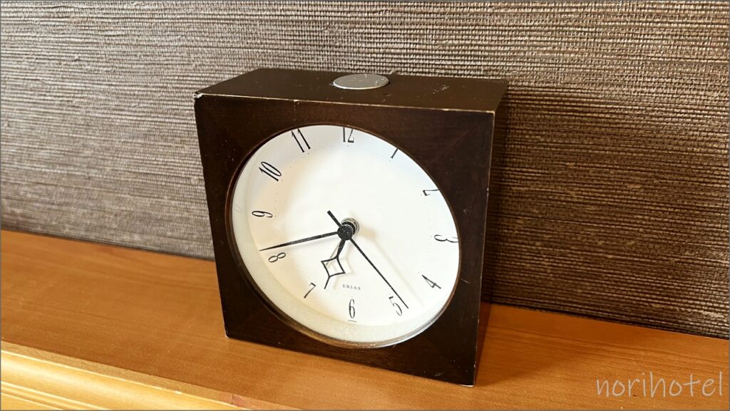 リッチモンドホテル浅草の置き時計は「Lemnos Erias alarm clock レムノス エリアス アラームクロック T2-807」【モデレートダブル･宿泊レビュー･口コミ･感想･評価】