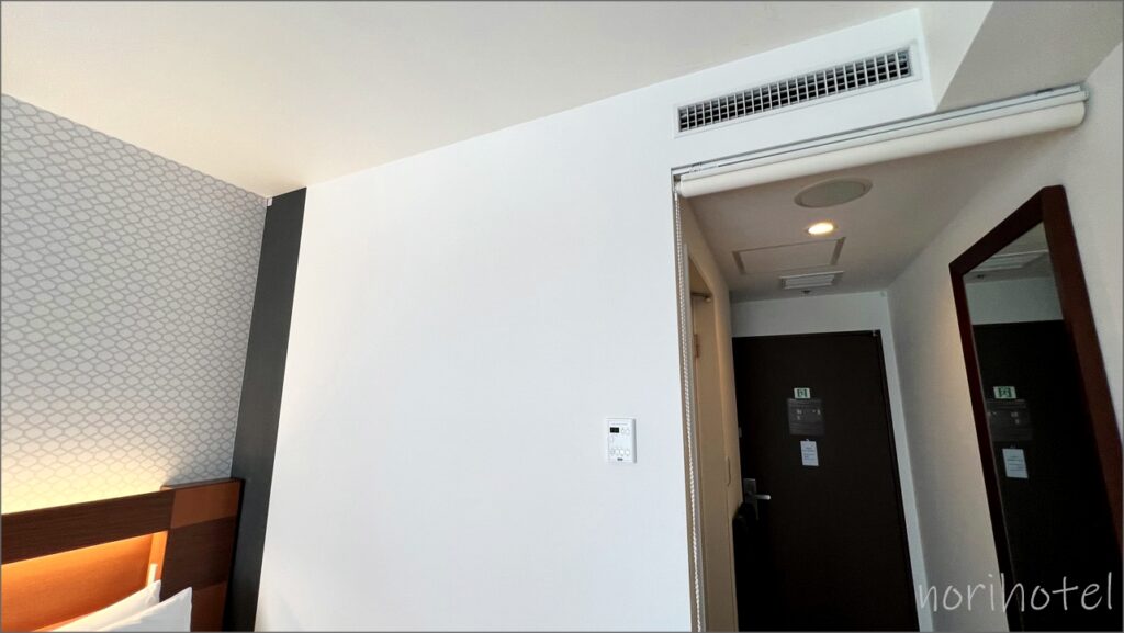 ロッテシティホテル錦糸町のエアコンは埋め込み型で部屋がスッキリして広くなる【Premium Double(プレミアムダブル)･宿泊レビュー･口コミ･感想･評価】