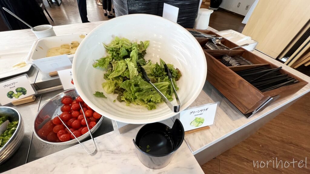横浜桜木町ワシントンホテルの朝食のサラダや朝食定番メニューも充実！【朝食ビュッフェ･宿泊レビュー･口コミ･感想･評価】