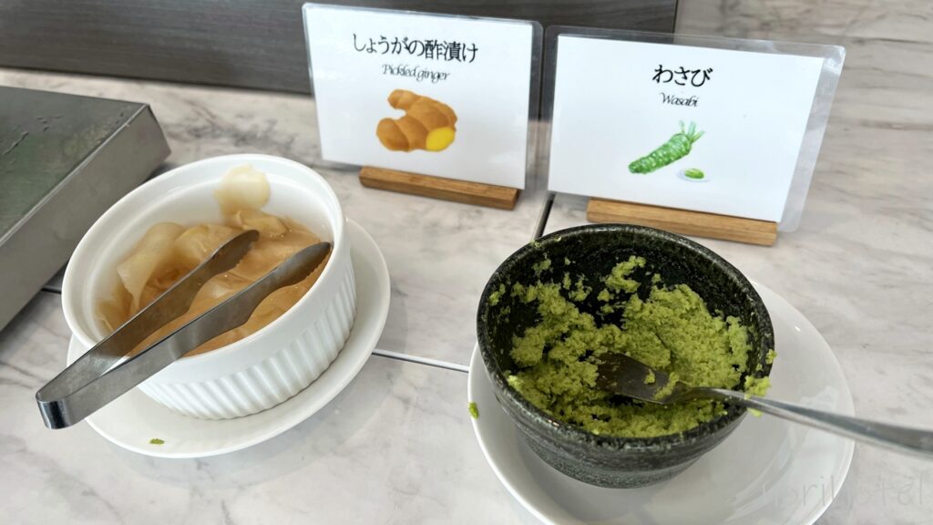 横浜桜木町ワシントンホテルの朝食の三崎マグロ、ネギトロ、しらすで海鮮丼、マグロ・イカの握り寿司、お刺身が美味しい！【朝食ビュッフェ･宿泊レビュー･口コミ･感想･評価】