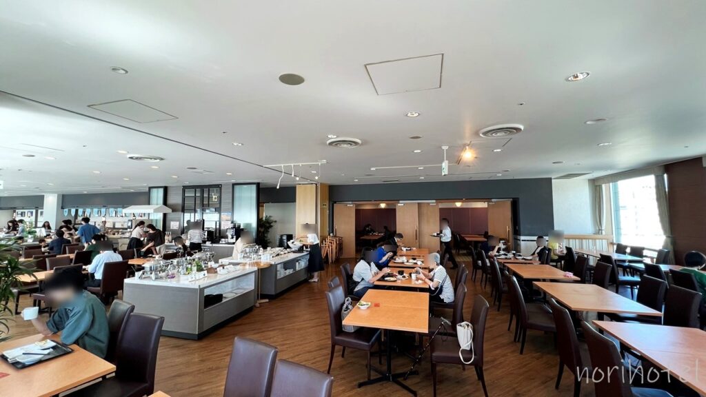 横浜桜木町ワシントンホテルの朝食の会場が広くて気持ち良い！景色も最高！【朝食ビュッフェ･宿泊レビュー･口コミ･感想･評価】