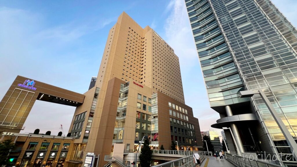 横浜桜木町ワシントンホテルの外観･駅から2～3分で行ける好立地【スタンダードダブルルーム･レビュー･口コミ･感想･評価】