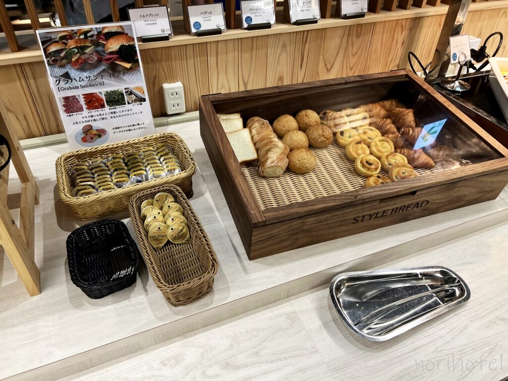 ホテルヴィスキオ富山 by GRANVIAの朝食のパンの種類も豊富でおいしい！キャビネットプティングもパンケーキも美味しすぎる！【朝食ビュッフェ･宿泊レビュー･口コミ･感想･評価】