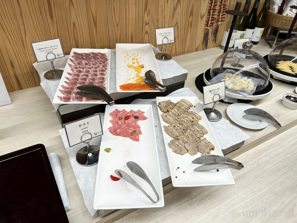 ホテルヴィスキオ富山 by GRANVIAの朝食はチーズ・ハム・サラミなども充実【朝食ビュッフェ･宿泊レビュー･口コミ･感想･評価】