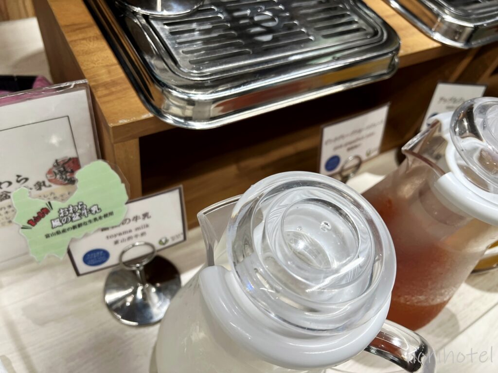 ホテルヴィスキオ富山 by GRANVIAの朝食はドリンク・牛乳・麦茶・甘酒【朝食ビュッフェ･宿泊レビュー･口コミ･感想･評価】