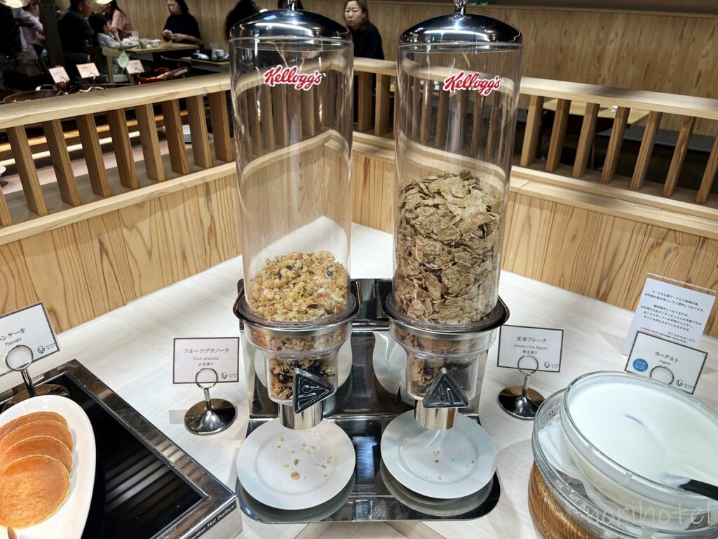 ホテルヴィスキオ富山 by GRANVIAの朝食のシリアル・ヨーグルト【朝食ビュッフェ･宿泊レビュー･口コミ･感想･評価】