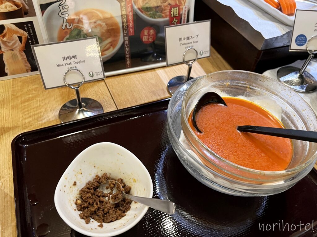ホテルヴィスキオ富山 by GRANVIAの朝食の富山名物の氷見うどん、かけうどん、担々麺スープ、おぼろ昆布【朝食ビュッフェ･宿泊レビュー･口コミ･感想･評価】