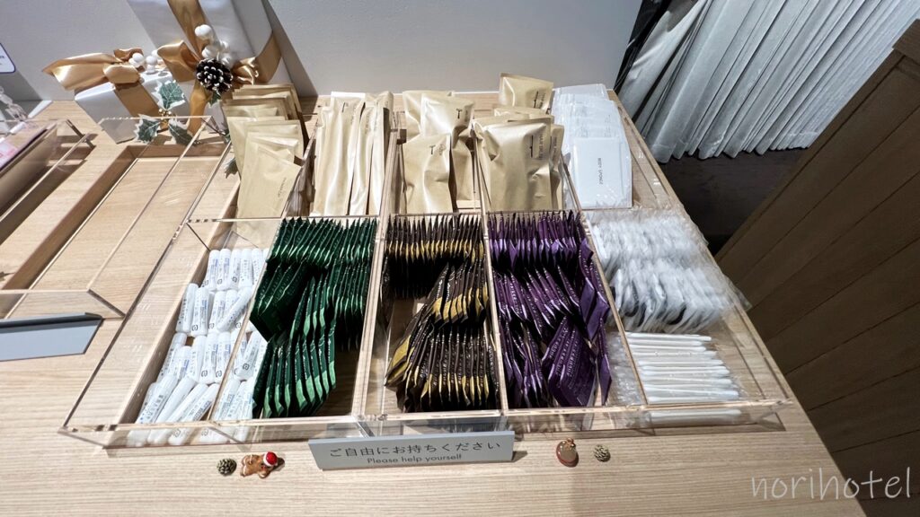 東急ステイ池袋ホテルのアメニティはフロント脇にあるアメニティバーから持っていくスタイルです 【宿泊レビュー・口コミ・感想・評価・東京池袋ホテル】